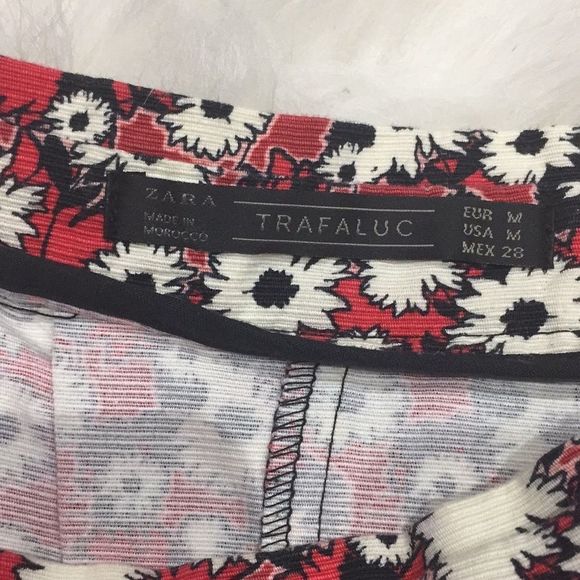Trafaluc short by Zara size Medium - Picture 4 of 9